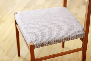 chair_0023_08_400px[1].jpg