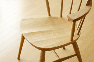 chair_0052_06_400px.jpg