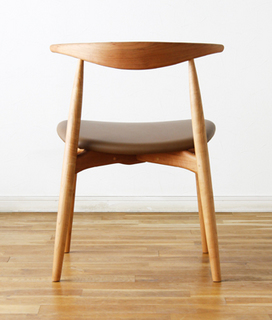 chair_0068_04_400px.jpg