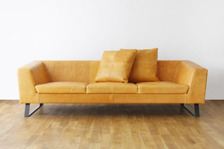 sofa_0084_01_400px.jpg