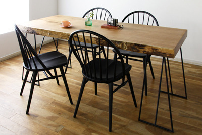 table_0382_03_400px.jpg
